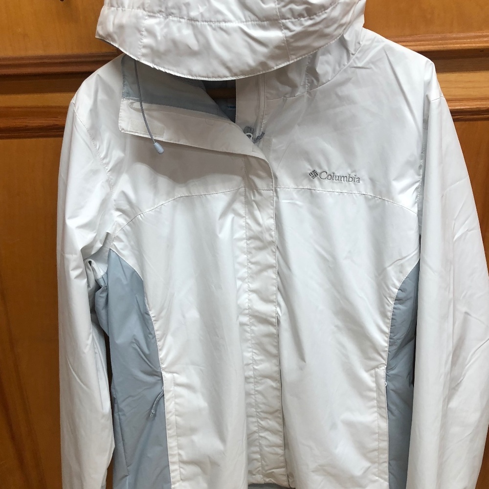 Ladies white/gray columbia jacket
